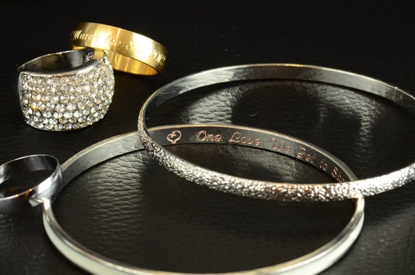 Gravograph M10 Jewel Ring Engraving machine | Hansen Supply